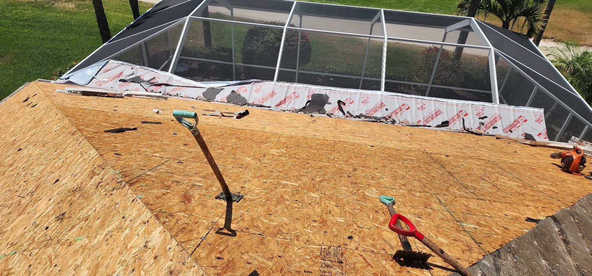 Additional workers aerial perspective showing team expertise